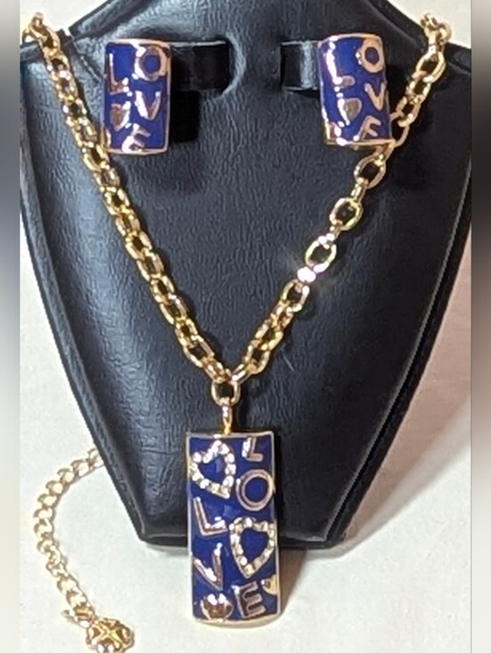 Lucky Brand Jewelry - VTG Lucky Brand Y2K Cobalt Blue Enamel LOVE Heart Necklace & Earrings Set NOS